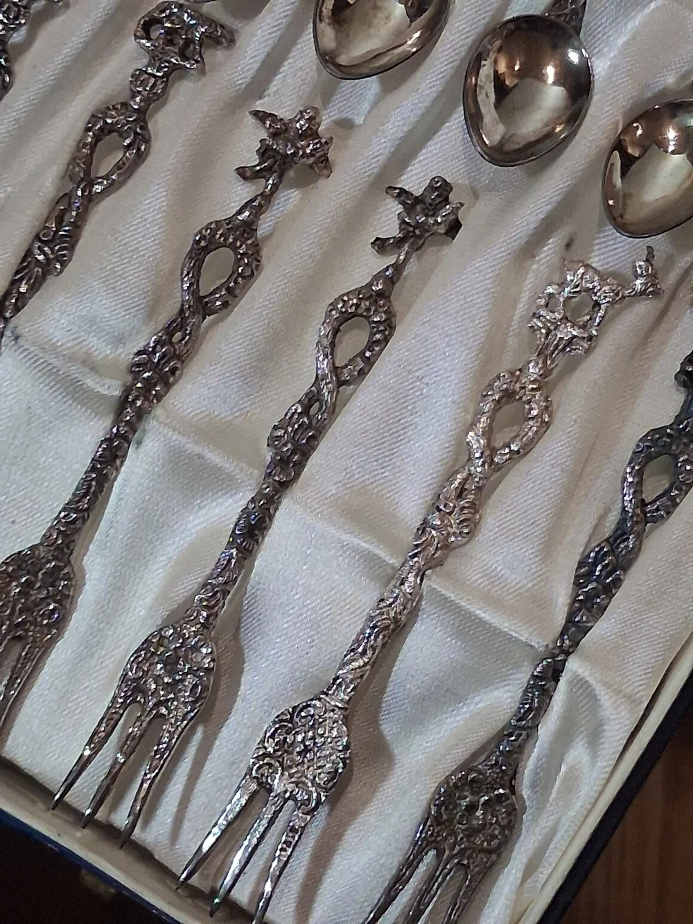 Bellini Silver Floral Handle Dessert Spoon and Fork Set - Silver